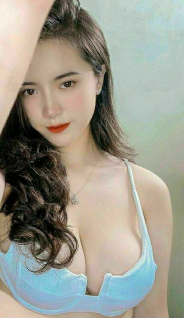 Phú bà giàu có lại trở thành gái gọi cao cấp sau một lần bị chuốc thuốc mê